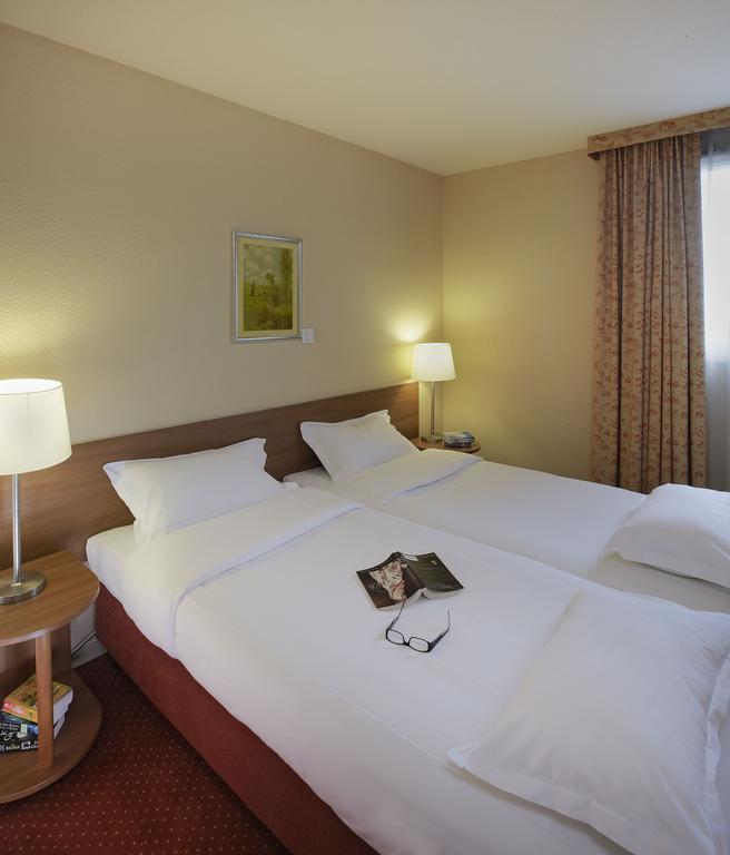 Citadines Centre Meriadeck Bordeaux Rum bild